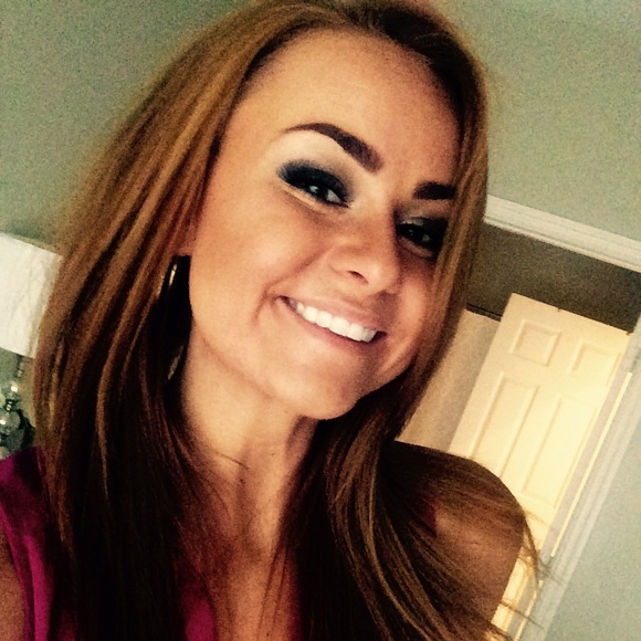 Meet your Posher, Haylee - Picture 5 of 5